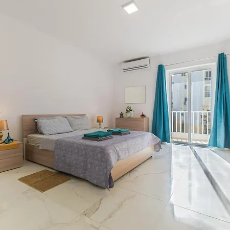 Spacious Brand New Apartment 3 Bdr 2 Bth Balcony 아파트