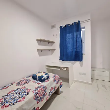 Spacious Brand New Apartment 3 Bdr 2 Bth Balcony 아파트
