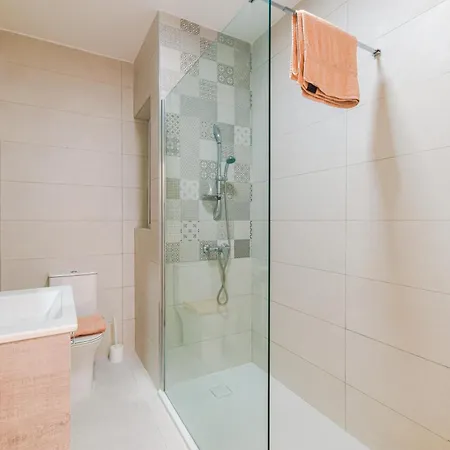 Spacious Brand New Apartment 3 Bdr 2 Bth Balcony Apartment
